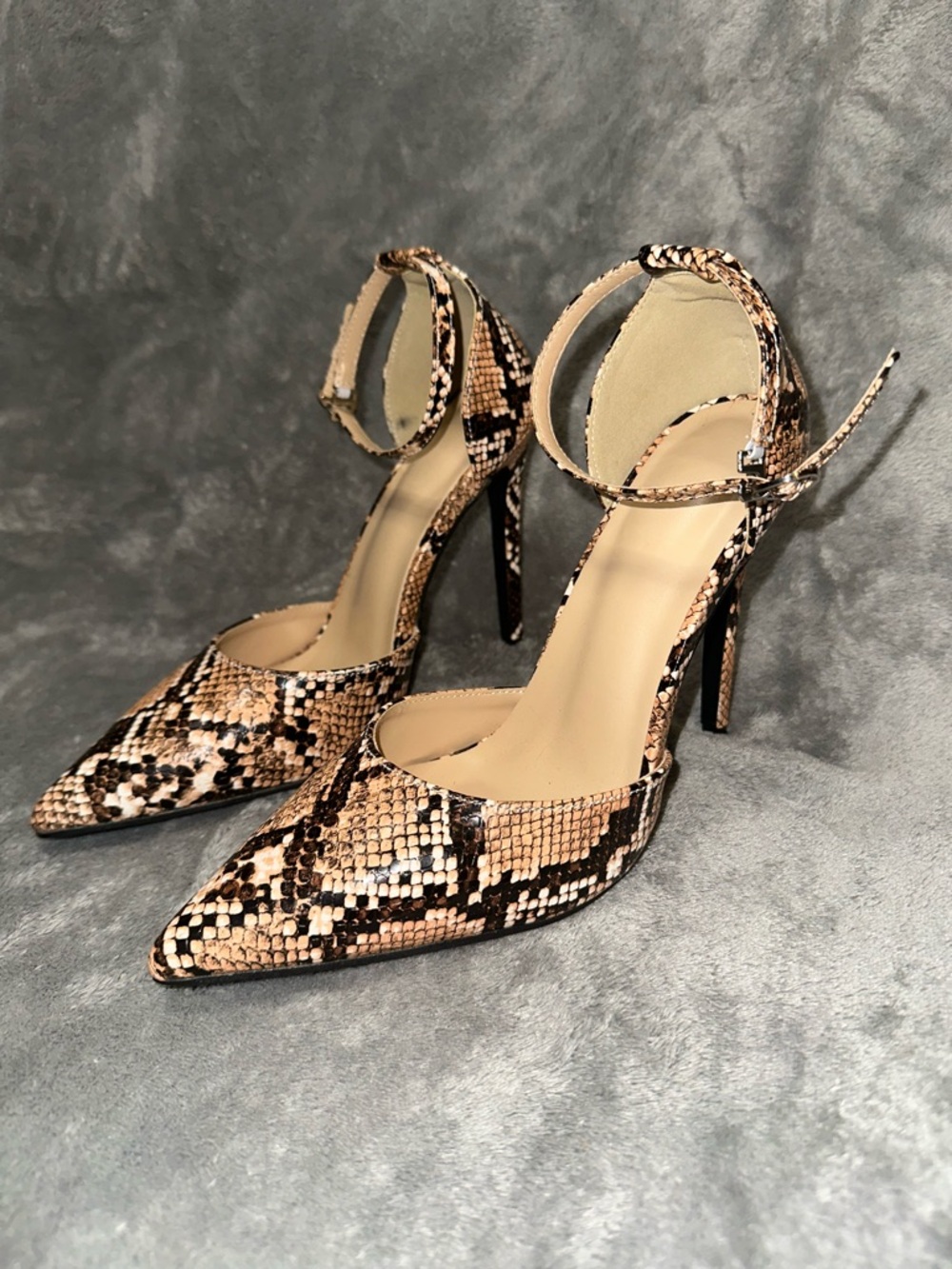 Ankle-Strap Snakeskin Pointed-Toe Pumps - Beige Brown Tan Cream Nude